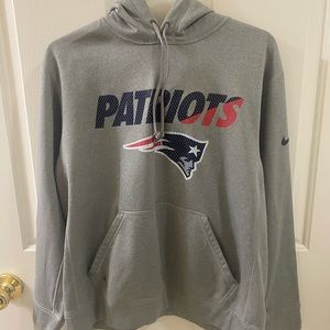 Nike Therma-fit Gray New England Patriots Logo NFL Hooded Sweatshirt- Size M